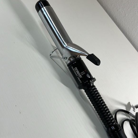 Excellent condition Conair instant heat curling iron - Picture 2 of 6